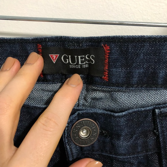 Men’s Guess Regular Straight Crescent Fit Jeans - Picture 2 of 10